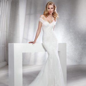 White One by Pronovias Wedding Dress Feli